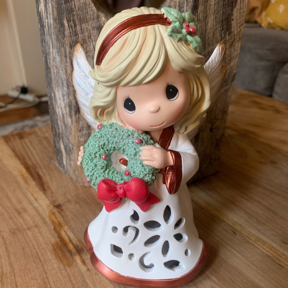 Precious Moments Wreathed In Christmas Glory LED Musical Angel Figurine